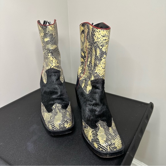 Vintage Western Cow Hair and Snake Skin Cowboy Boots with Square Toe - Picture 2 of 16